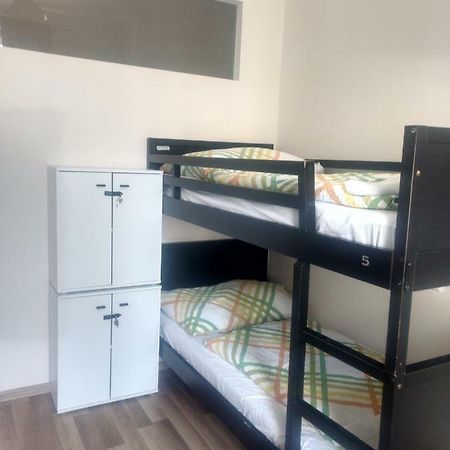 Irmas Hostel Praha Bagian luar foto